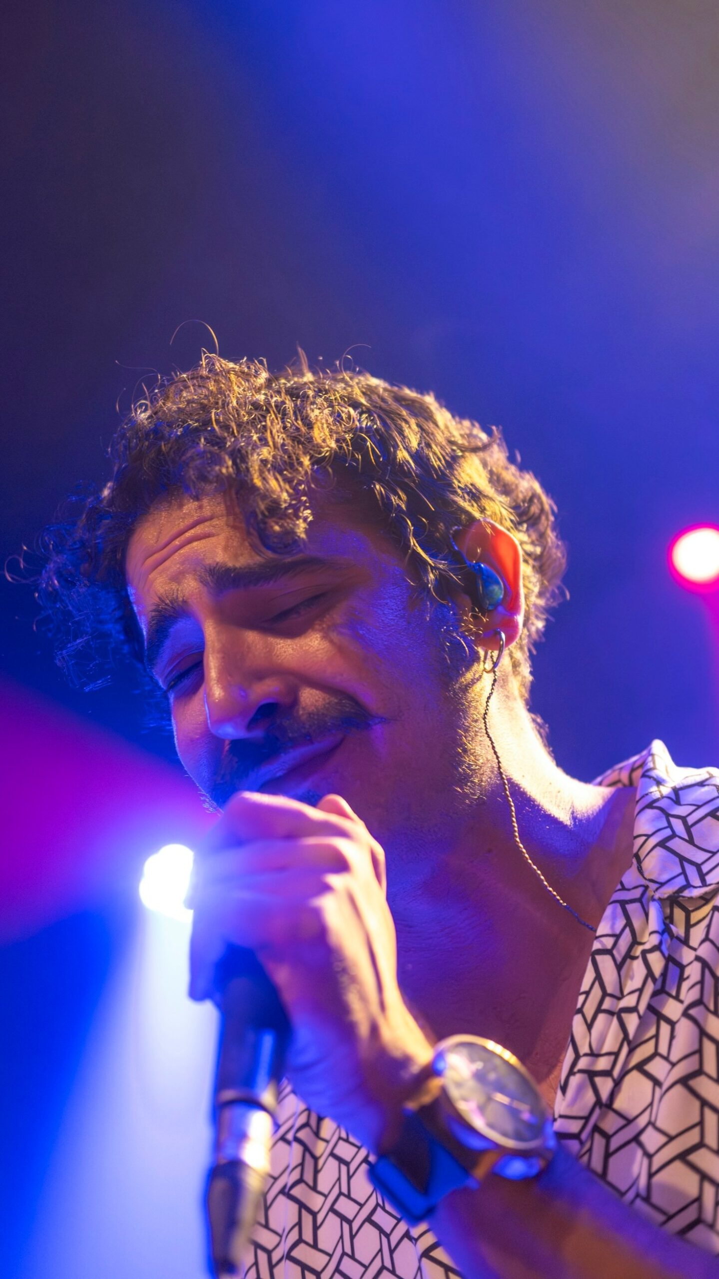 Hoe live muziek uw huwelijksdag compleet maakt